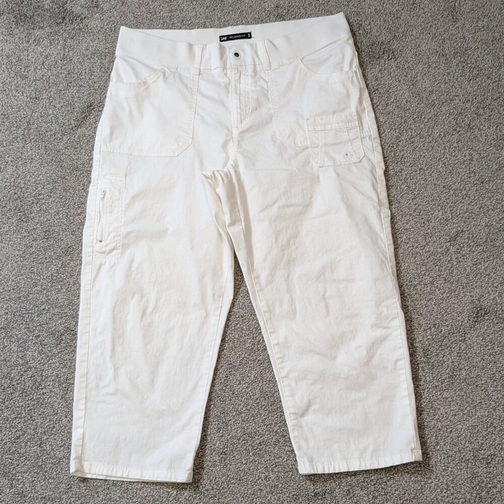 LEE Relaxed Fit High Rise Front Zip Stretch Cropped Cargo Pants; Size 14